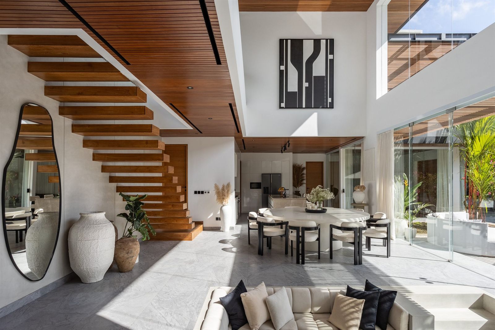 Villa Ocearn — Living & dining 3